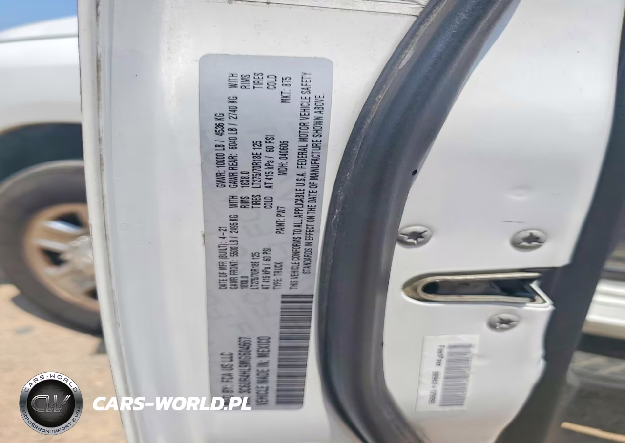 2021 Ram 2500 Tradesman VIN:3C6UR4HL9MG604667 - 12