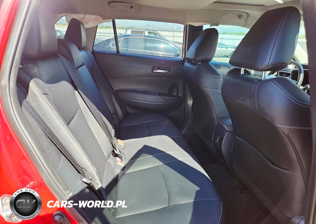 2023 Toyota Corolla Cross Xle VIN:7MUDAABG4PV064795 - 11