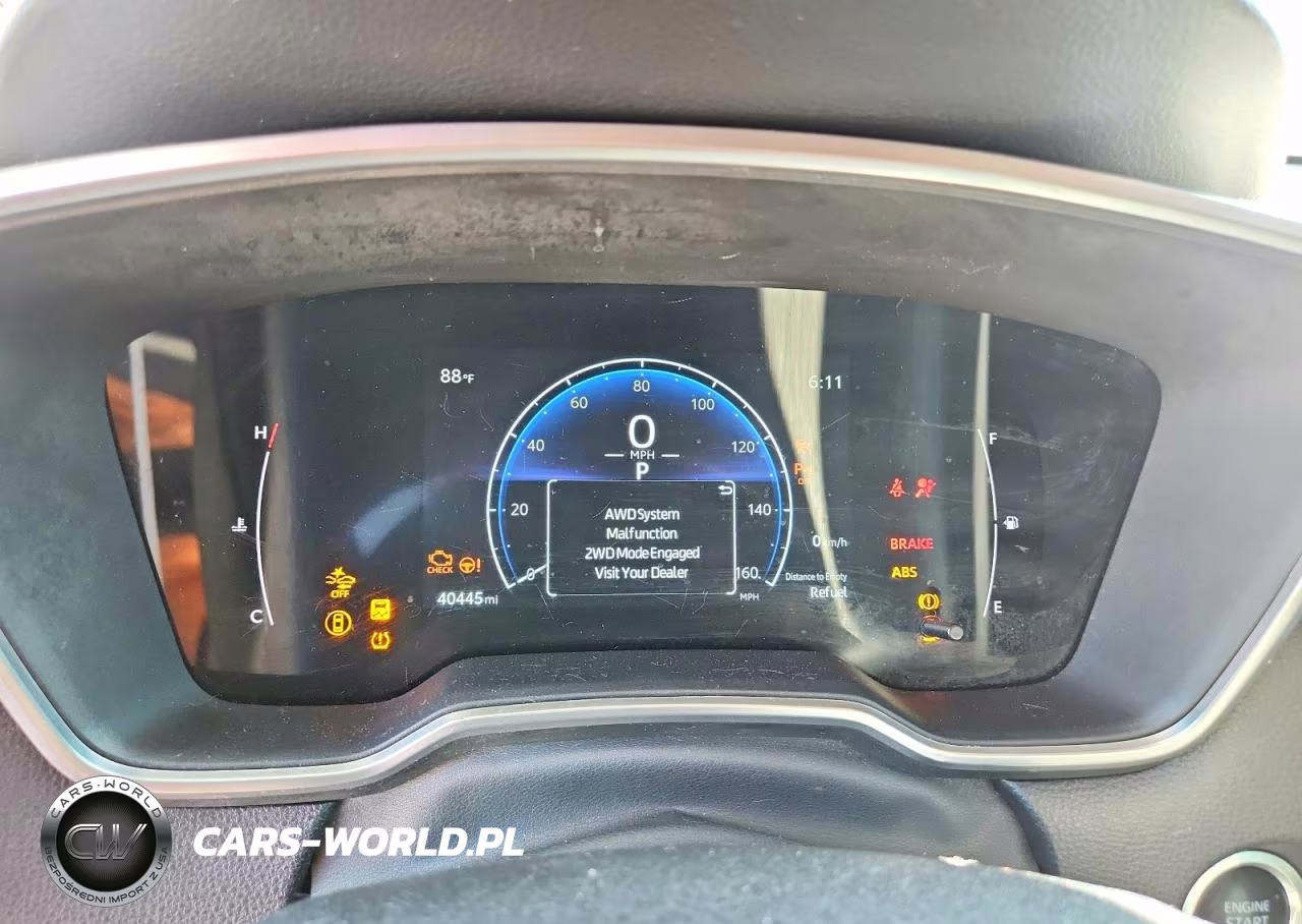2023 Toyota Corolla Cross Xle VIN:7MUDAABG4PV064795 - 9