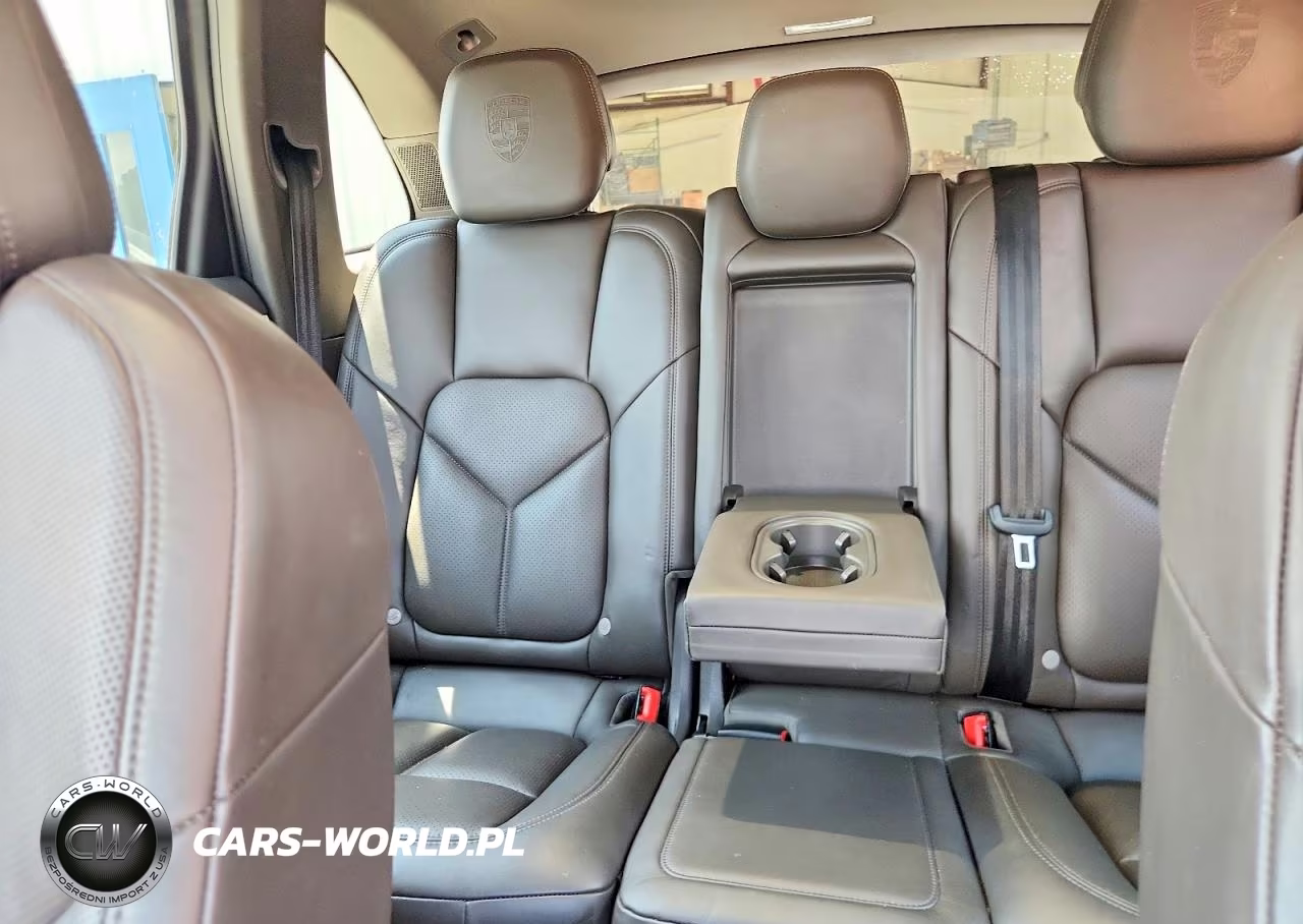 2018 Porsche Cayenne VIN:WP1AA2A27JKA01793 - 10