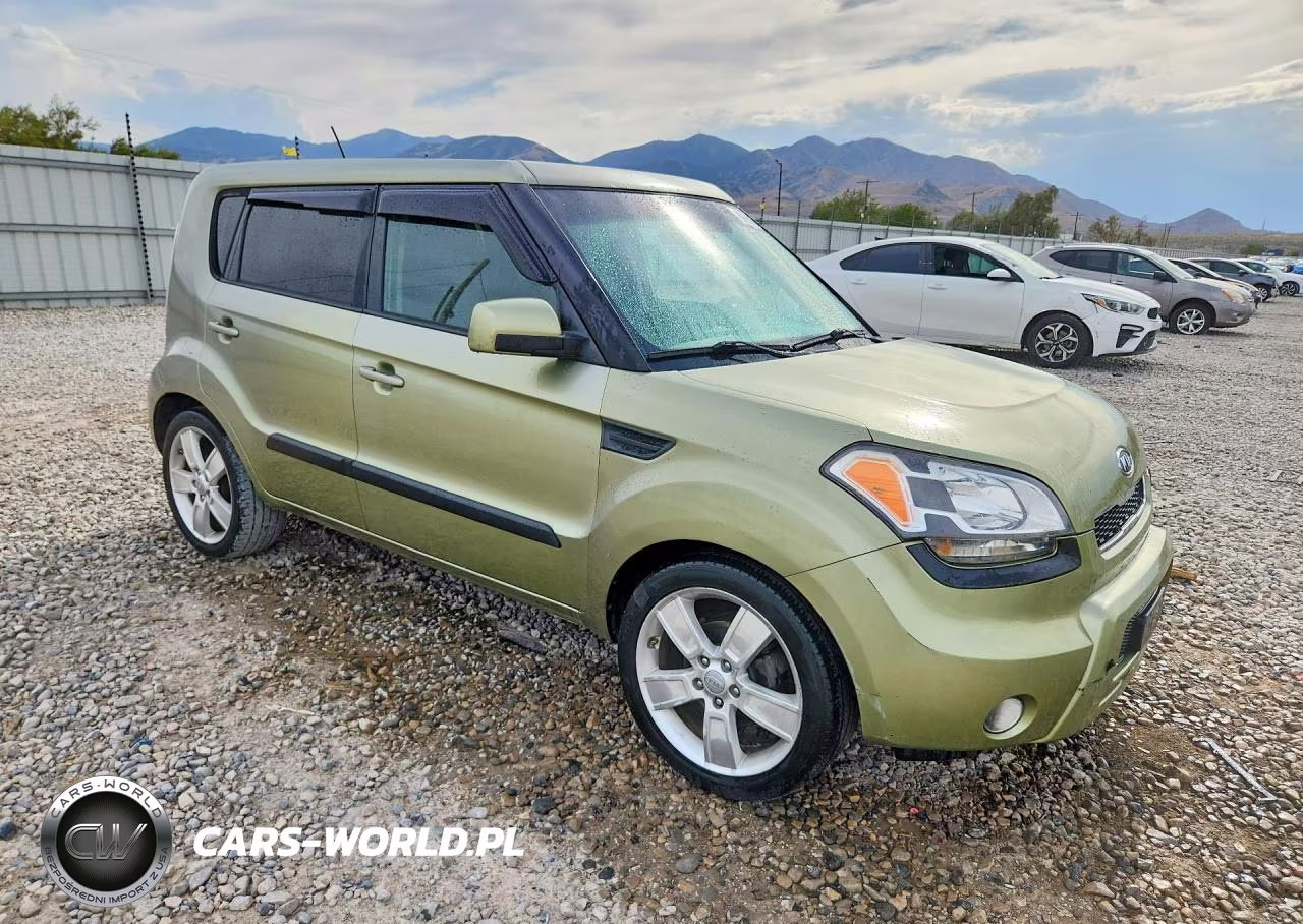 2011 Kia Soul ! VIN:KNDJT2A2XB7281726 - 4