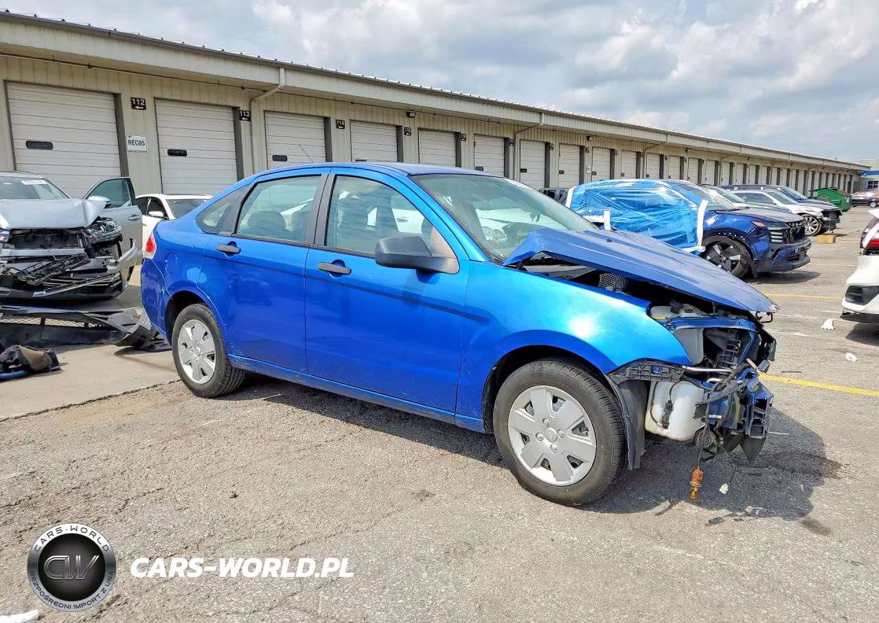 2010 Ford Focus S VIN:1FAHP3EN7AW295560 - 4