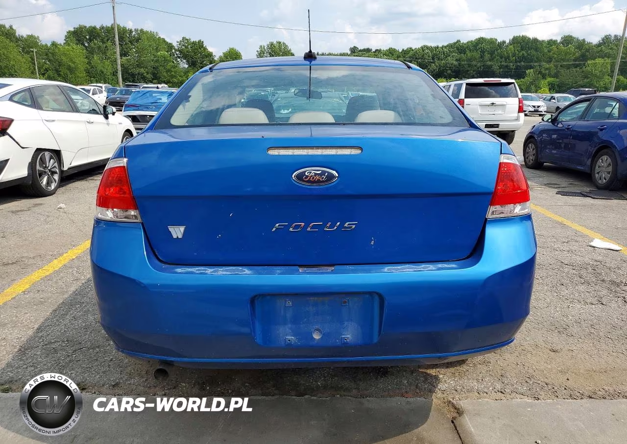 2010 Ford Focus S VIN:1FAHP3EN7AW295560 - 6
