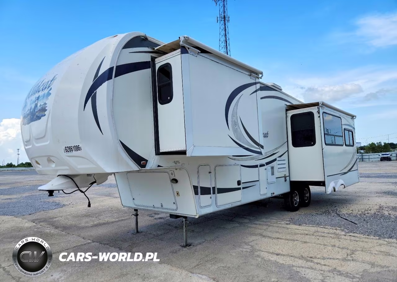 2013 Forest River Wildcat 313Re VIN:4X4FWCG2XDV027078 - 2