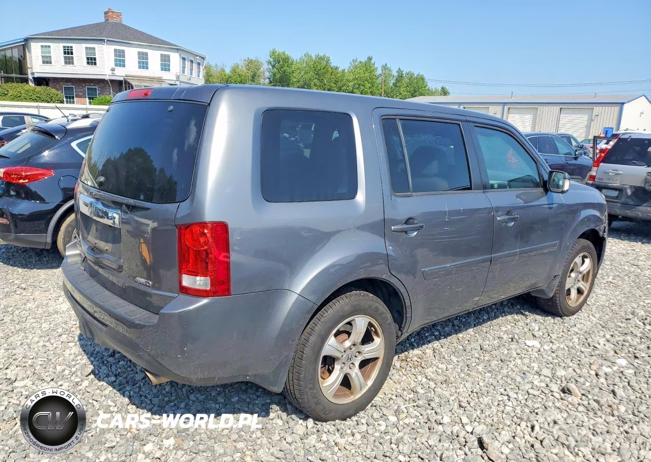 2012 Honda Pilot Exln VIN:5FNYF4H75CB008384 - 3