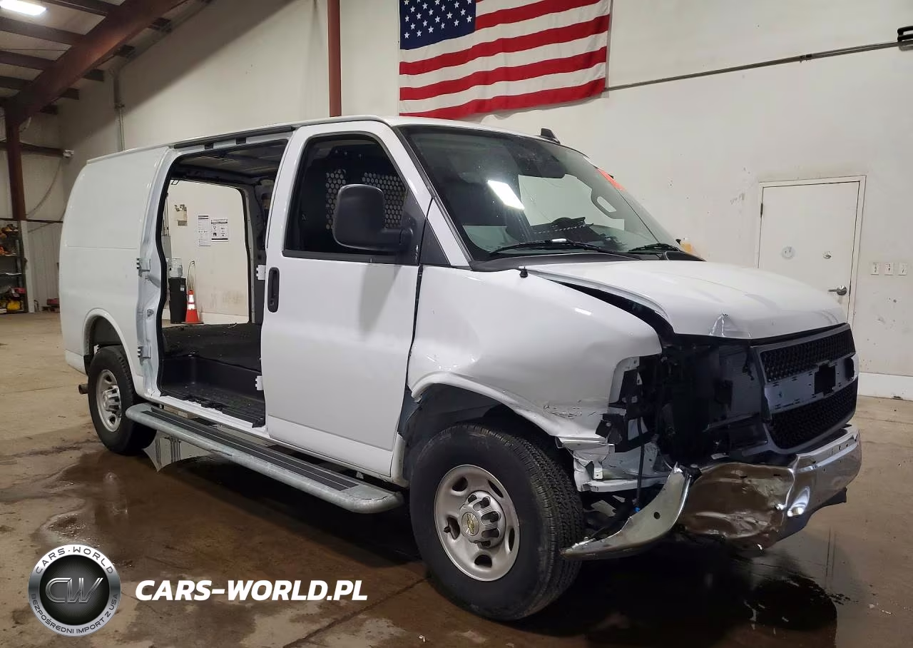 2025 Chevrolet Express 2500 Cargo Delivery Van VIN:1GCWGAFP1S1159798 - 4