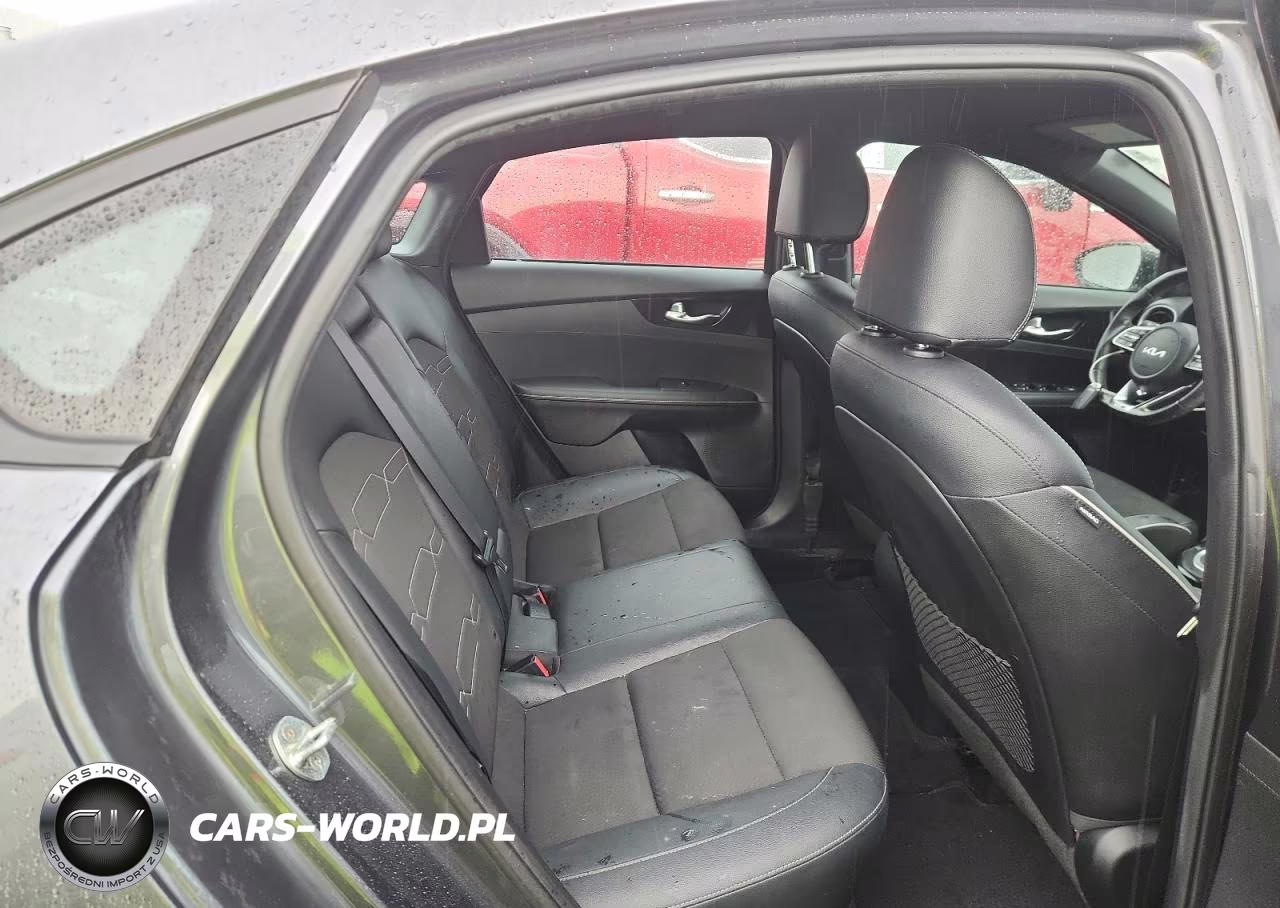 2022 Kia Forte Gt Line VIN:3KPF54AD4NE455162 - 10