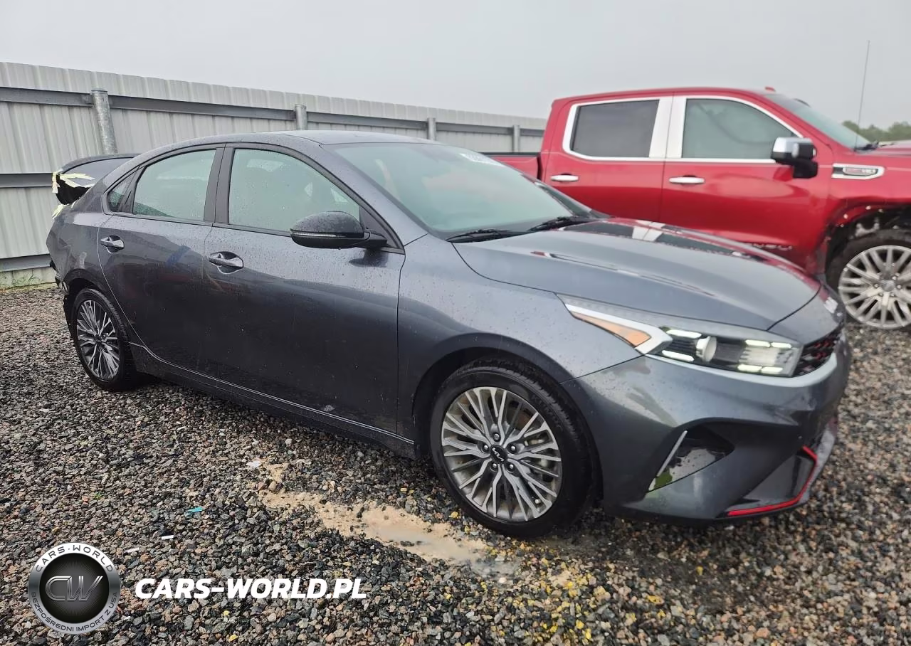 2022 Kia Forte Gt Line VIN:3KPF54AD4NE455162 - 4