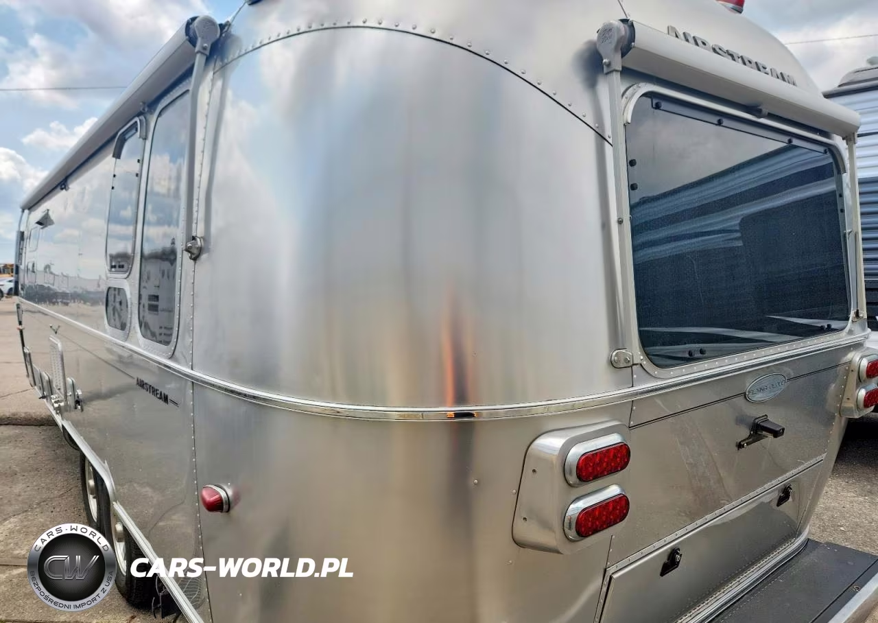 2014 Airstream Flying Cloud VIN:1STJ9YM25EJ529984 - 4