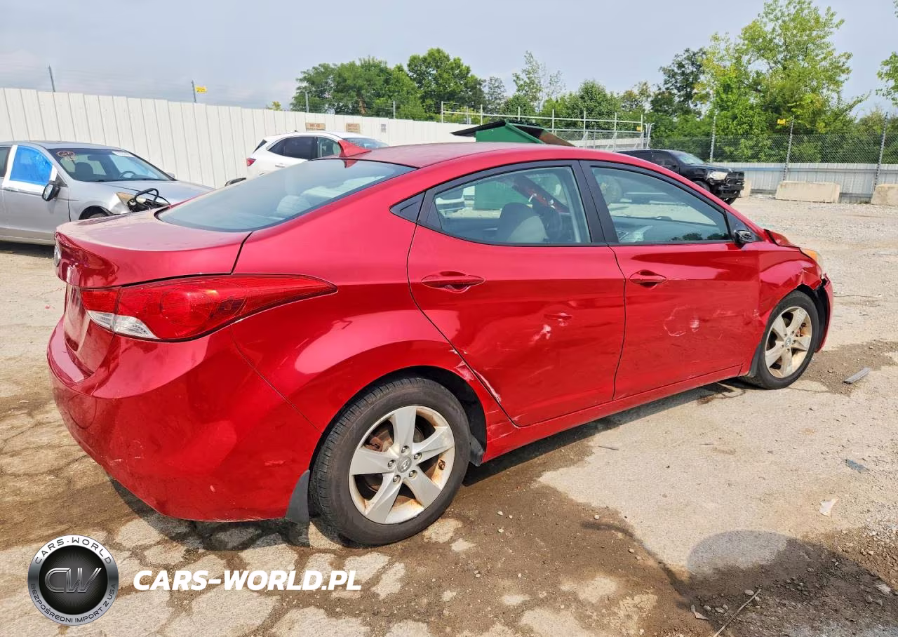 2013 Hyundai Elantra Gls VIN:KMHDH4AE3DU947121 - 3