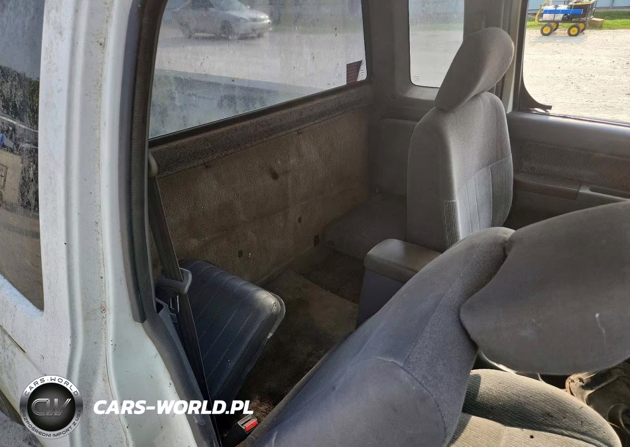 1998 Nissan Frontier Xe VIN:1N6DD26S1WC381386 - 10
