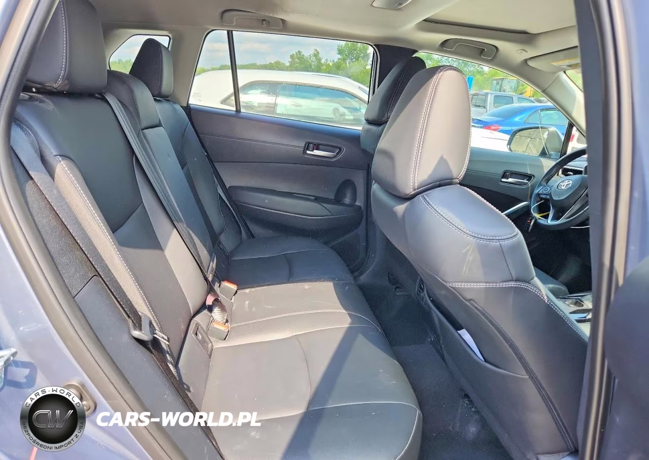 2023 Toyota Corolla Cross Xle VIN:7MUDAABG9PV077221 - 11