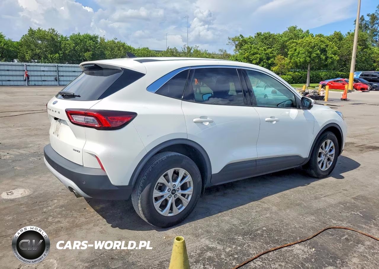 2023 Ford Escape Active VIN:1FMCU9GN7PUA88924 - 3