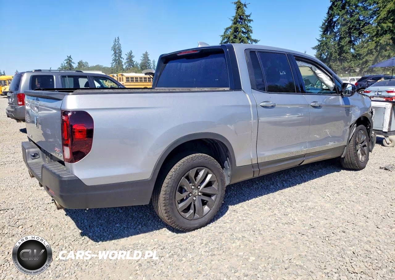2023 Honda Ridgeline Sport VIN:5FPYK3F14PB059487 - 3
