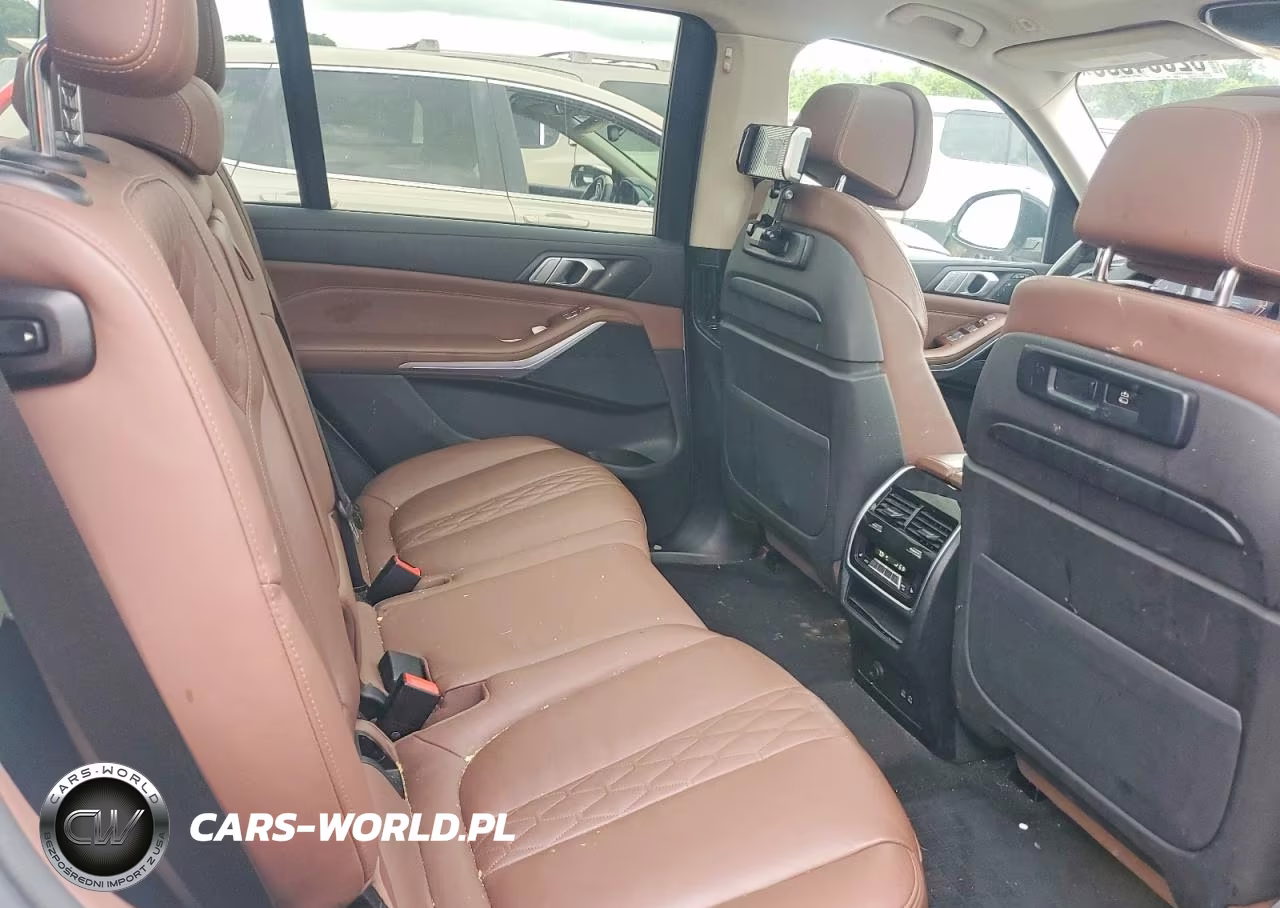 2022 BMW X7 xDrive40I VIN:5UXCW2C04N9K89288 - 11