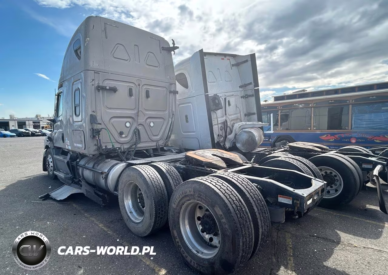 2021 Freightliner Cascadia 126 VIN:3AKJHHDR8MSMH8670 - 3
