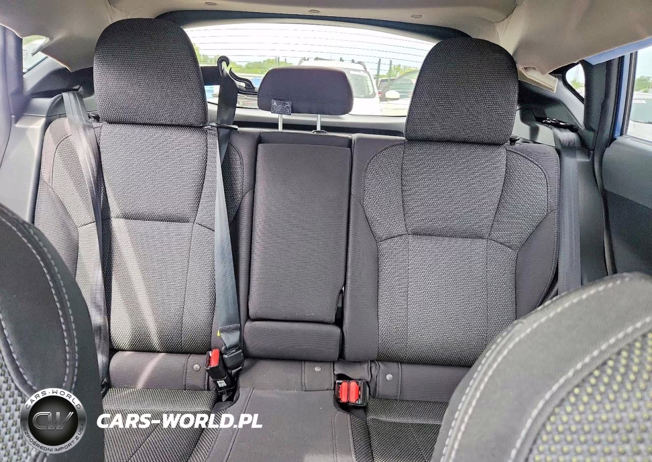2024 Subaru Crosstrek Premium VIN:JF2GUADC9RH387287 - 10