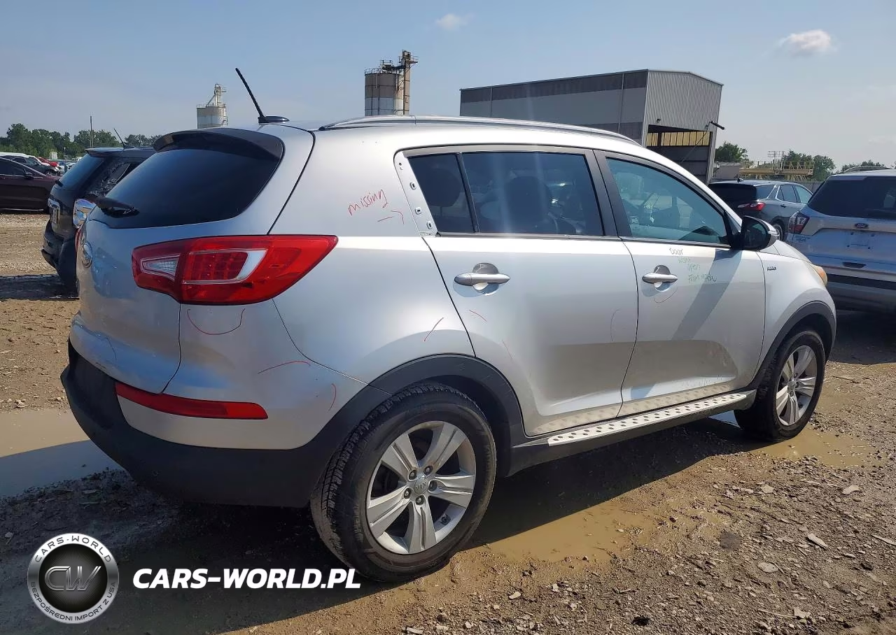 2013 Kia Sportage Lx VIN:KNDPBCA24D7428015 - 3