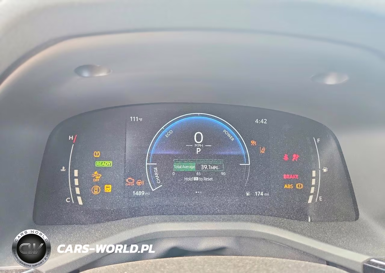 2026 Toyota Camry Se VIN:4T1DAACK9TU312991 - 9