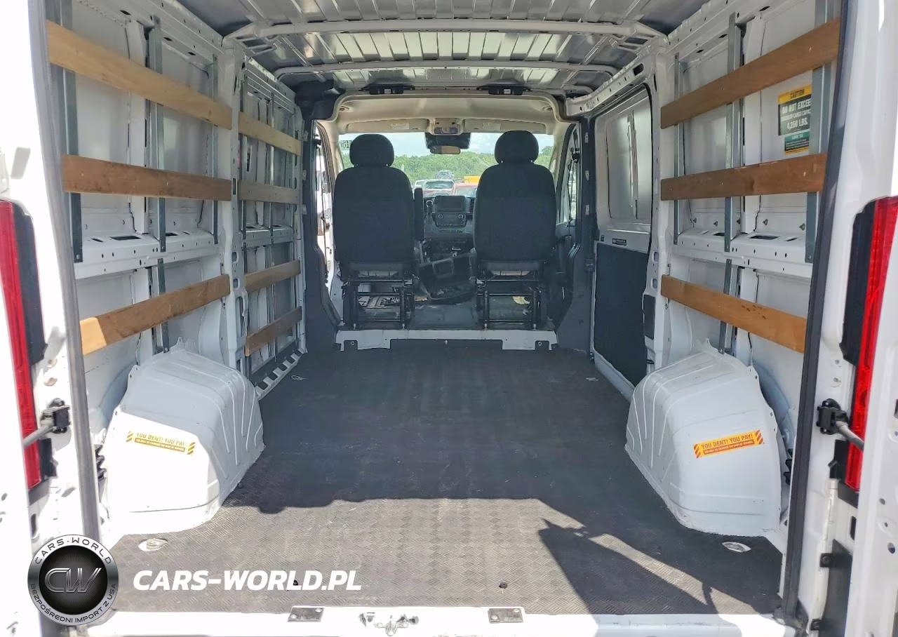 2025 Ram Promaster 2500 2500 Standard VIN:3C6LRVVG0SE542755 - 10