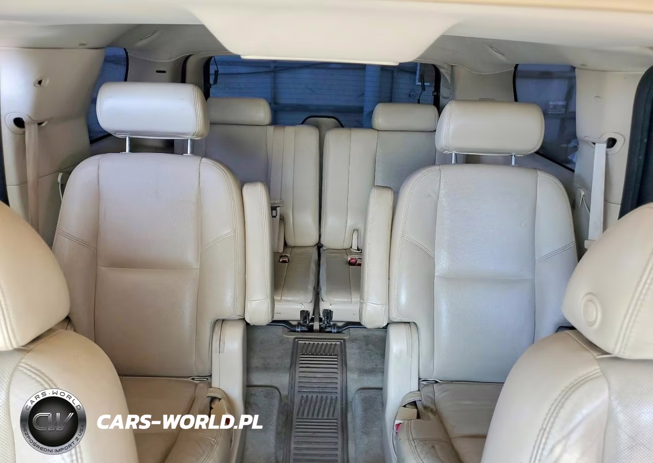 2007 Cadillac Escalade Luxury VIN:1GYFK63857R408132 - 10