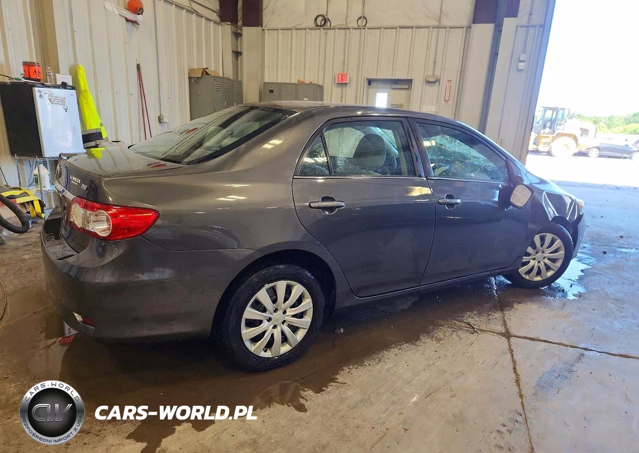2013 Toyota Corolla Le VIN:2T1BU4EE1DC087041 - 3