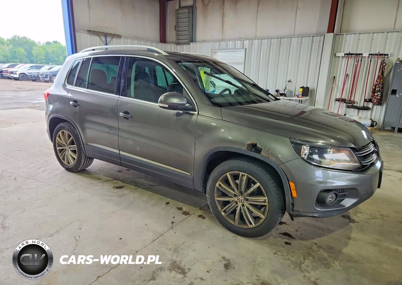 2012 Volkswagen Tiguan S VIN:WVGBV7AX7CW081879 - 4