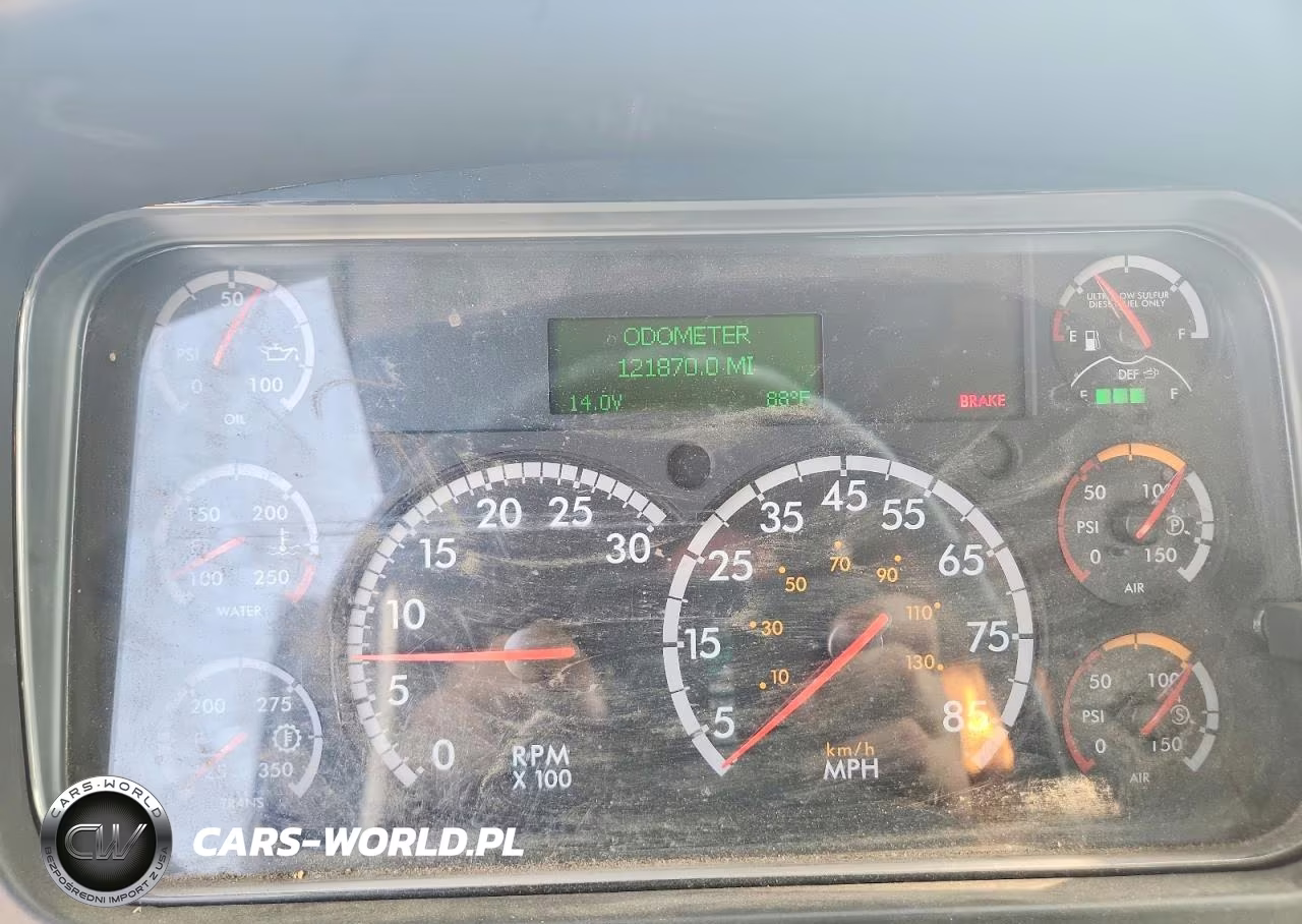 2016 Freightliner Business Class M2 Flatbed Truck VIN:1FVHCYCY8GHHB3110 - 9