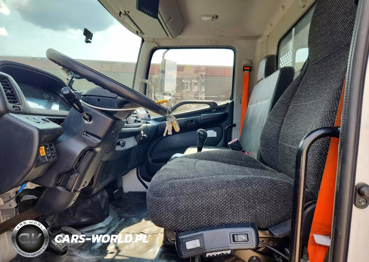 2018 Hino Hino 338 VIN:5PVNV8JV2J4S57879 - 7