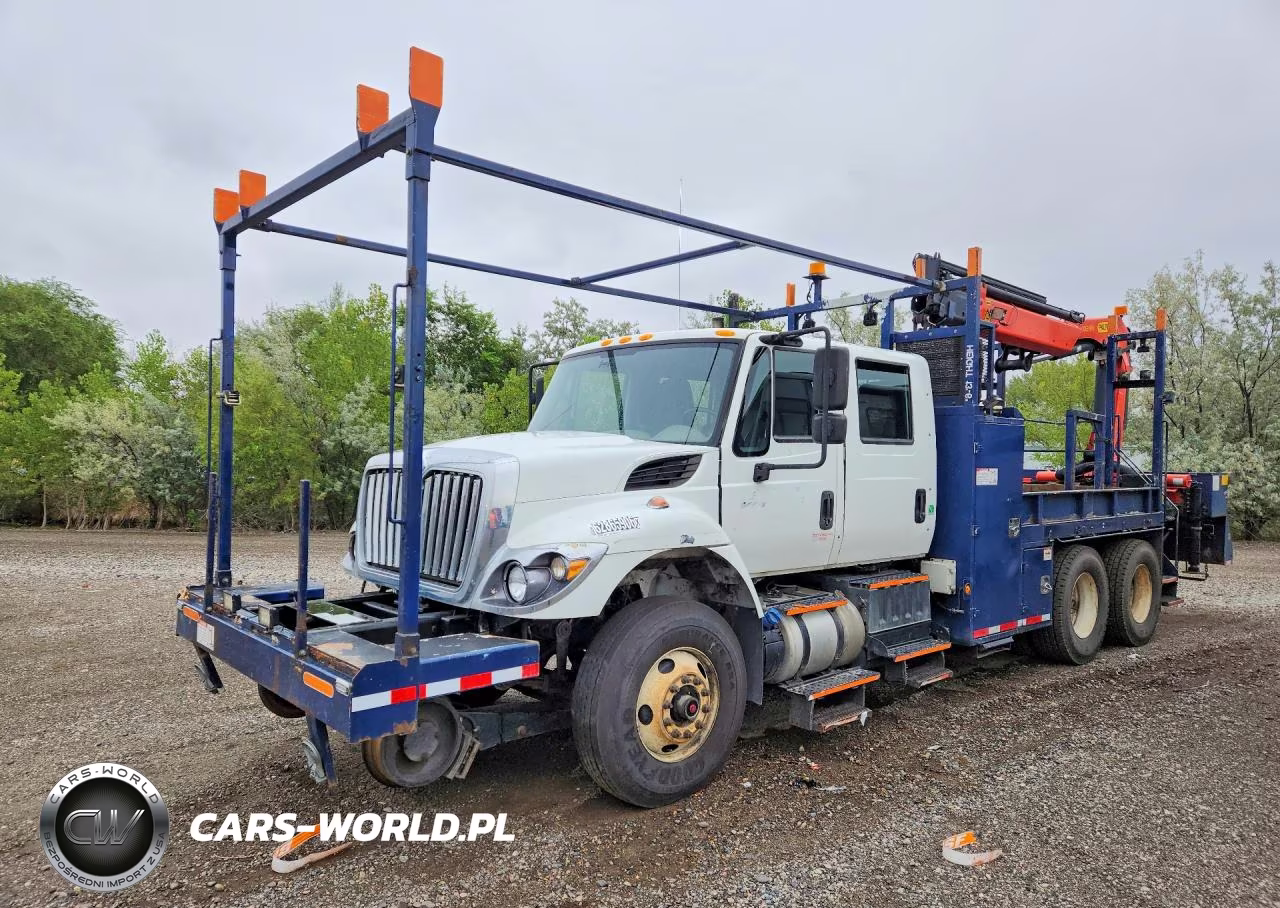 2016 International 7400 Crane Truck – zdjęcie 1 z 14