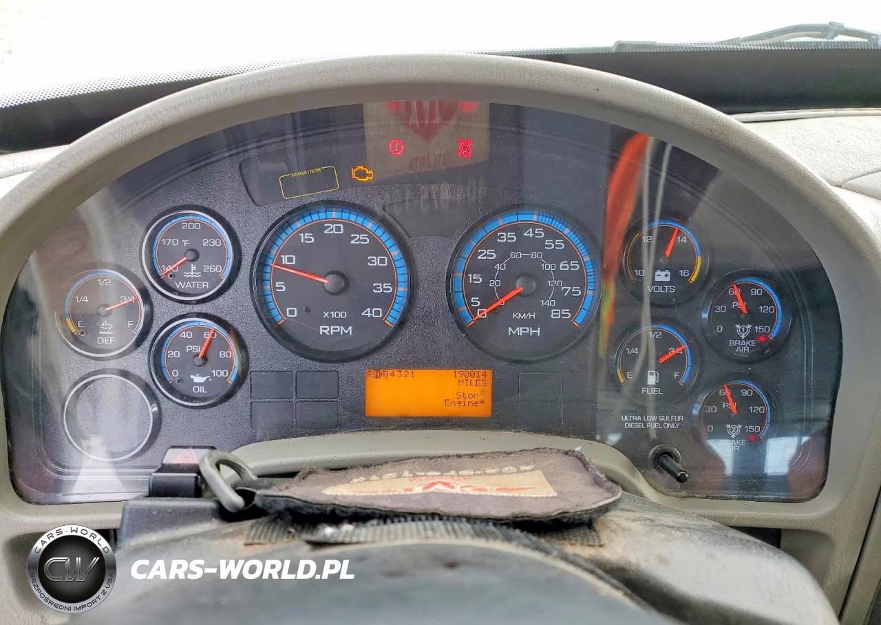 2016 International 7400 Crane Truck VIN:3HAWGSTT0GL275108 - 9