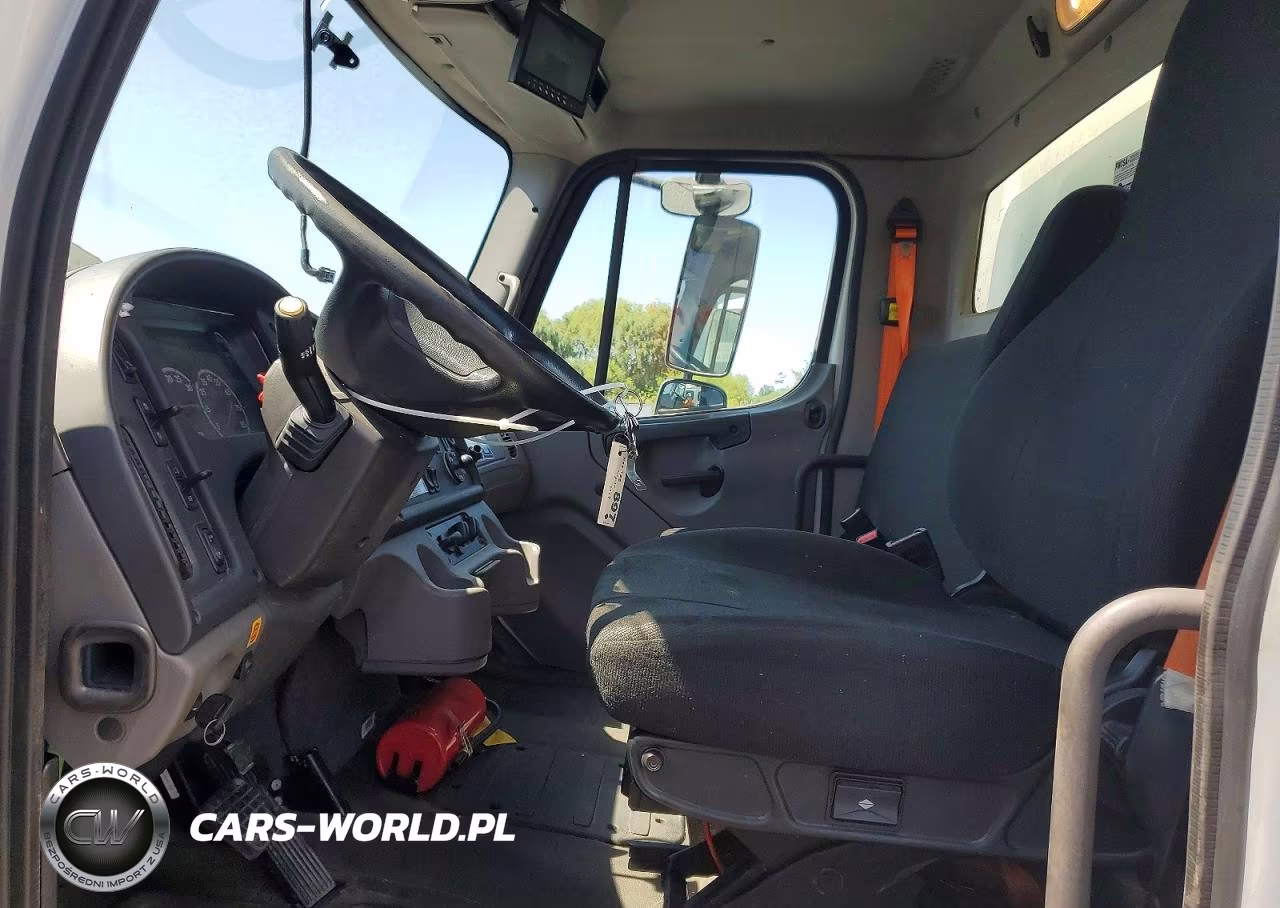 2018 Freightliner Business Class M2 Box Truck VIN:1FVACWFA9JHJR4369 - 7
