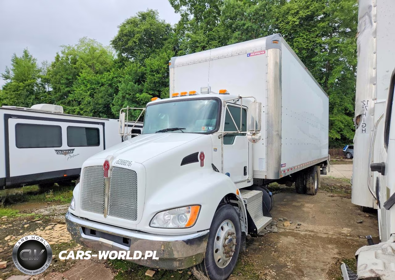 2018 Kenworth T270 Box Truck