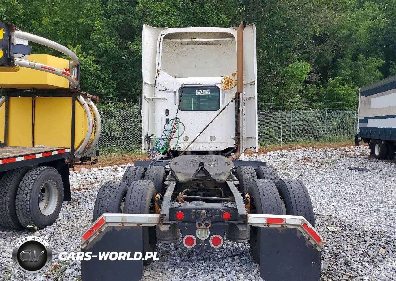 2009 Freightliner Conventional St120 VIN:1FUJBBCK89LAF5242 - 6