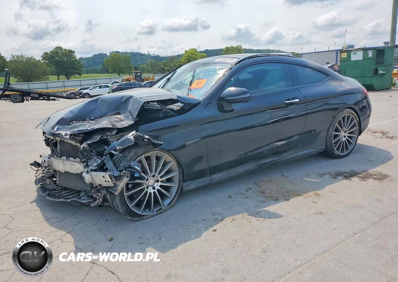 2017 Mercedes-Benz C 300 – zdjęcie 1 z 13
