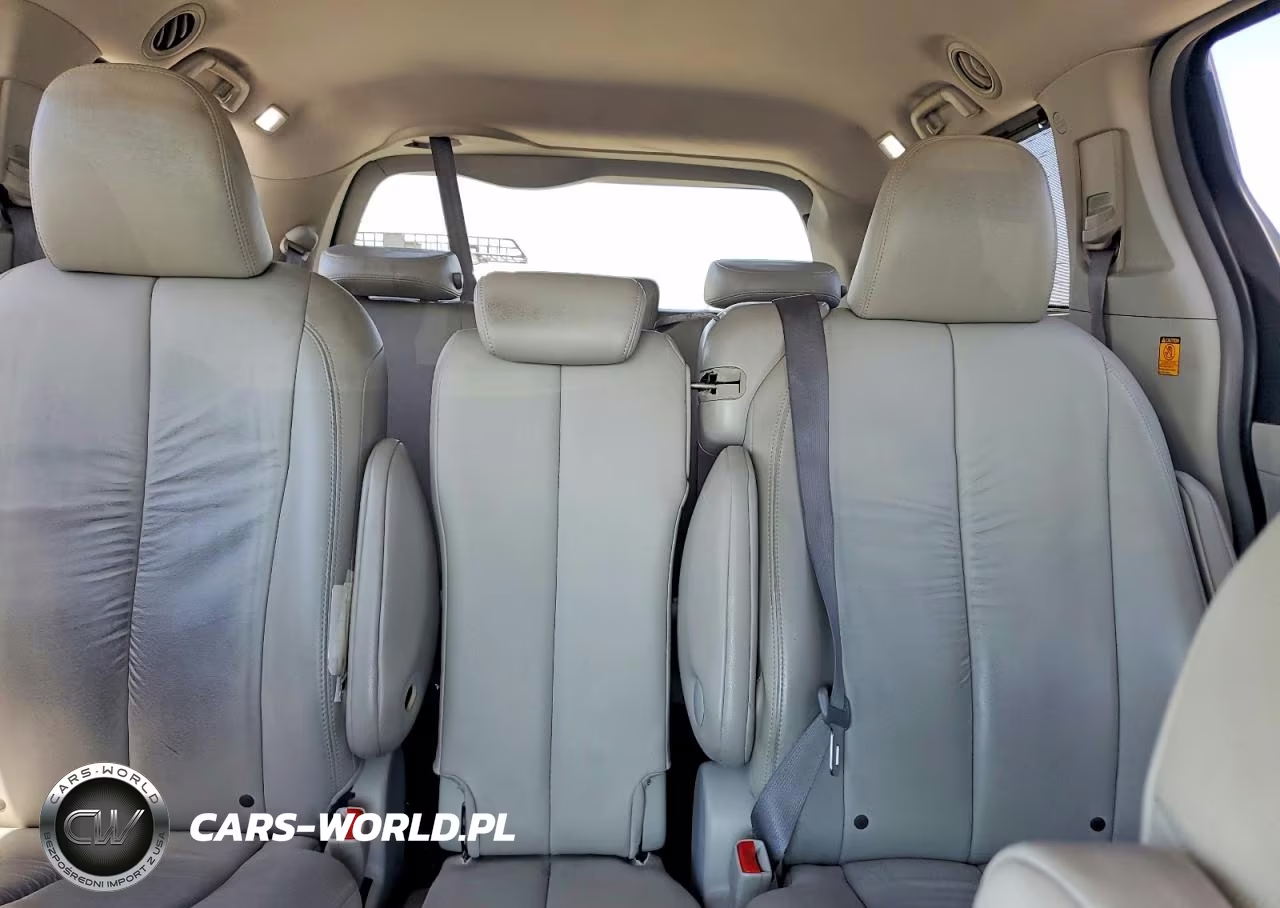 2011 Toyota Sienna Xle 8-Passenger VIN:5TDYK3DC7BS085860 - 10