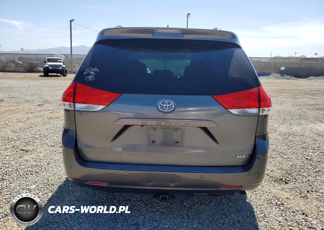 2011 Toyota Sienna Xle 8-Passenger VIN:5TDYK3DC7BS085860 - 6