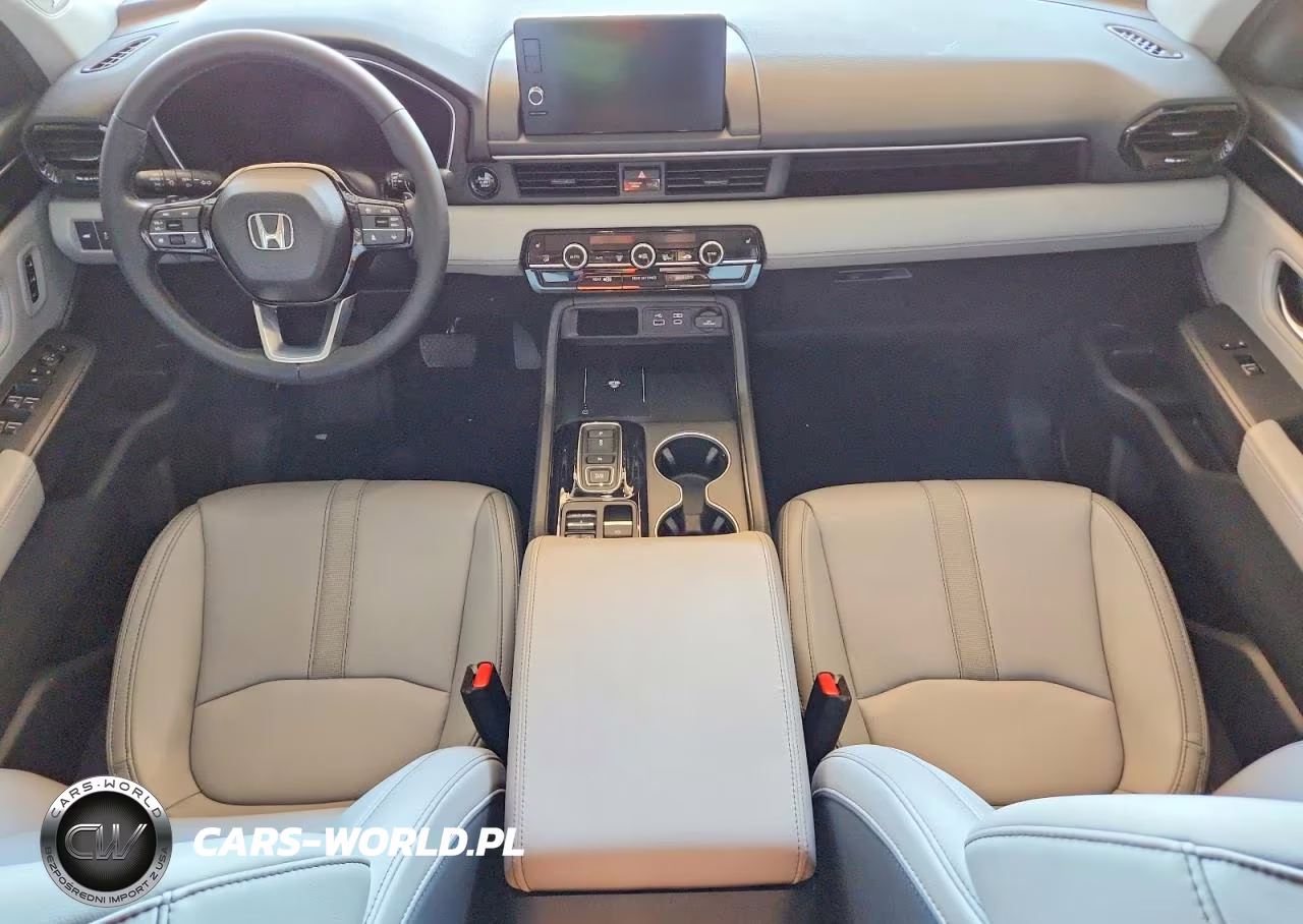2025 Honda Pilot Touring VIN:5FNYG1H79SB167077 - 8