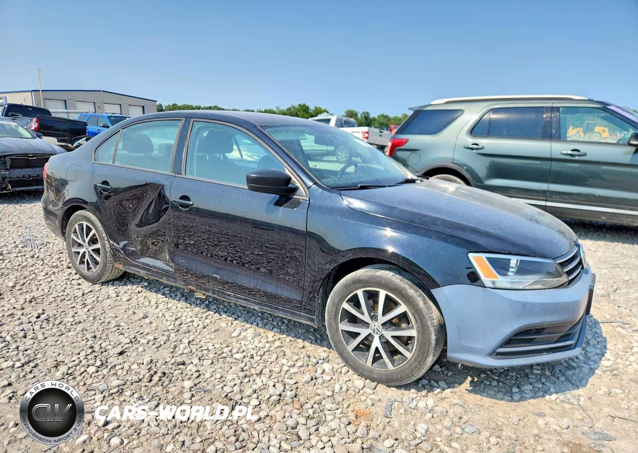 2016 Volkswagen Jetta Se VIN:3VWB67AJ0GM389878 - 4
