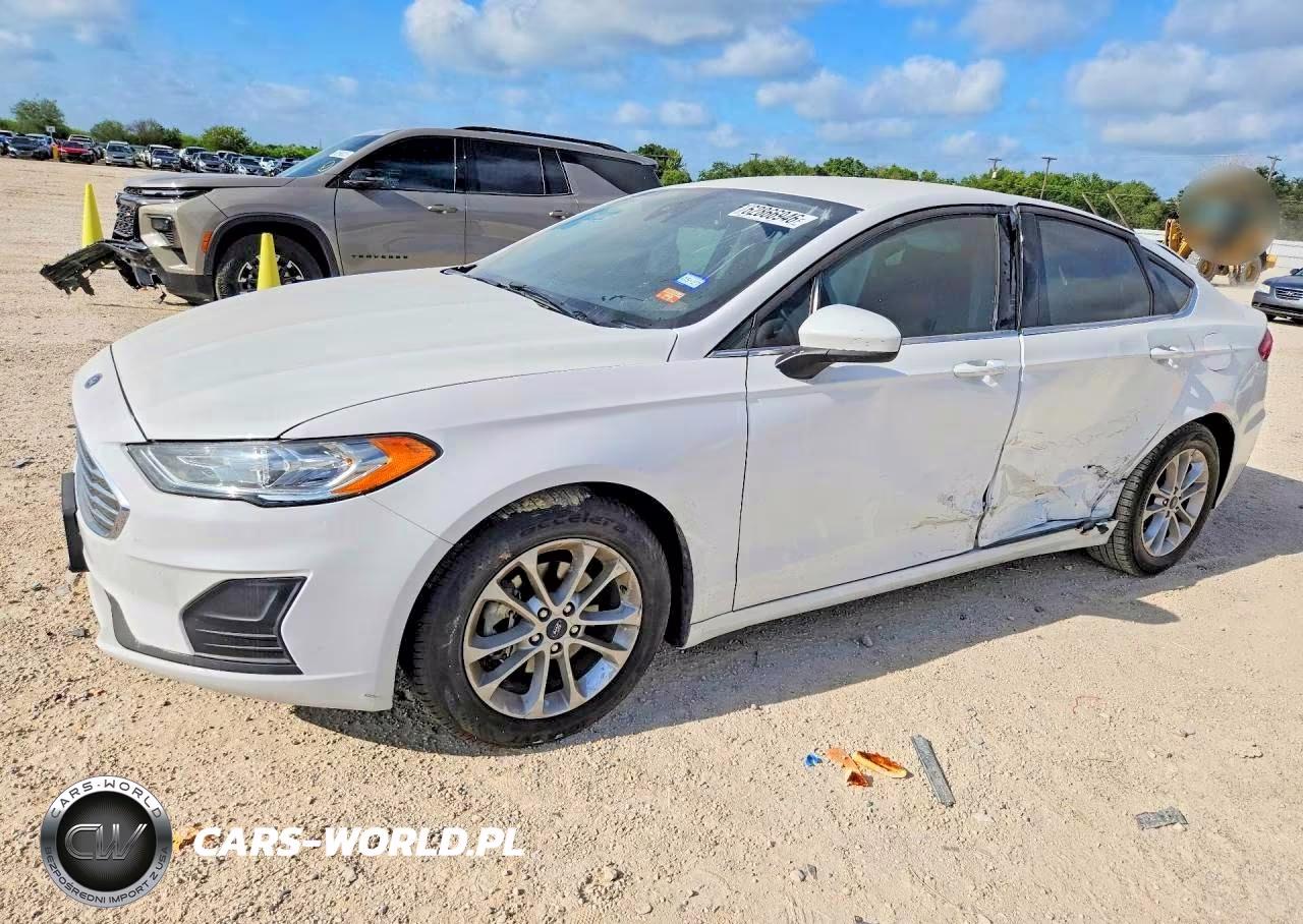 2020 Ford Fusion Se – zdjęcie 1 z 12
