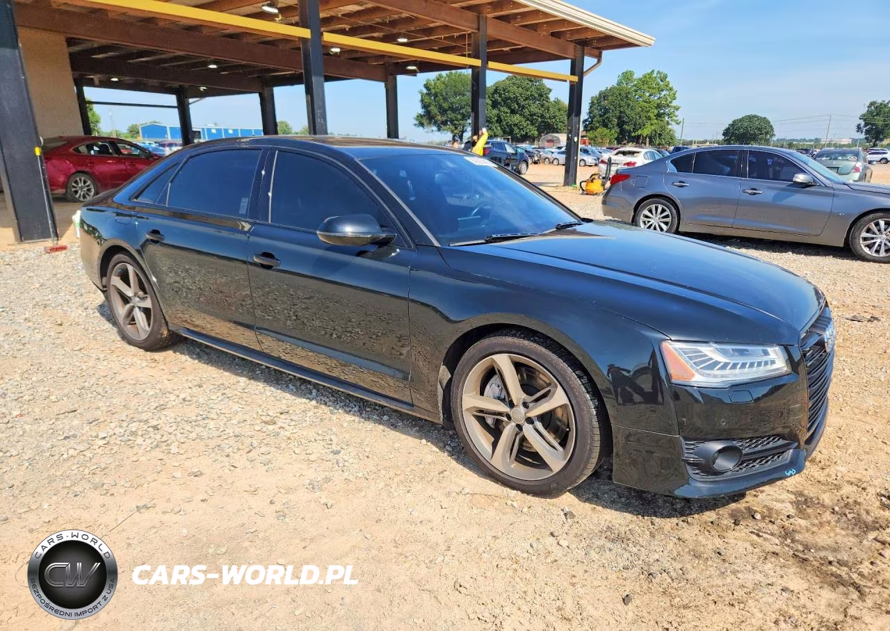 2018 Audi A8 L Quattro VIN:WAU43AFD3JN000830 - 4