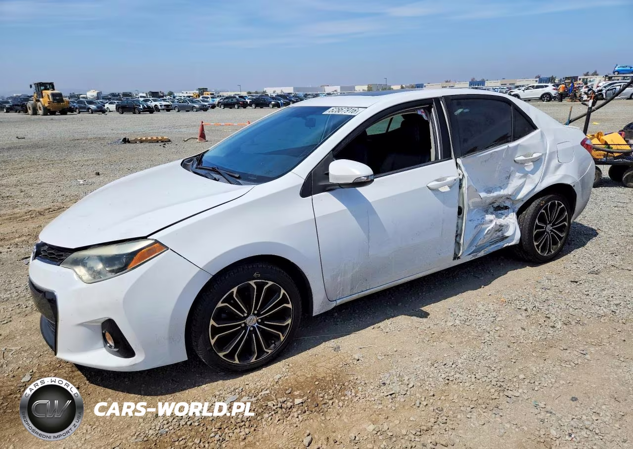 2015 Toyota Corolla S Plus