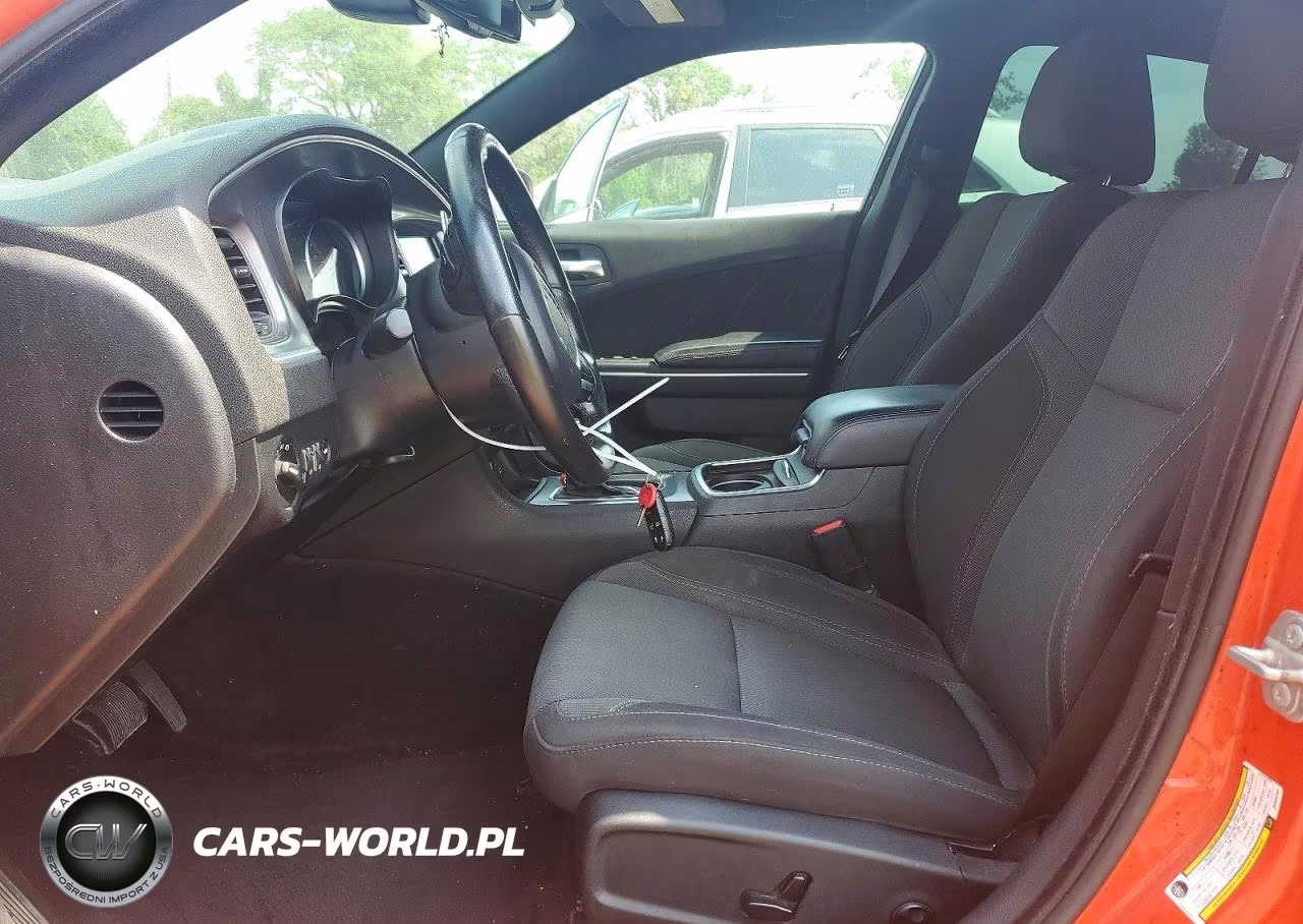 2019 Dodge Charger Sxt VIN:2C3CDXJG7KH533164 - 7