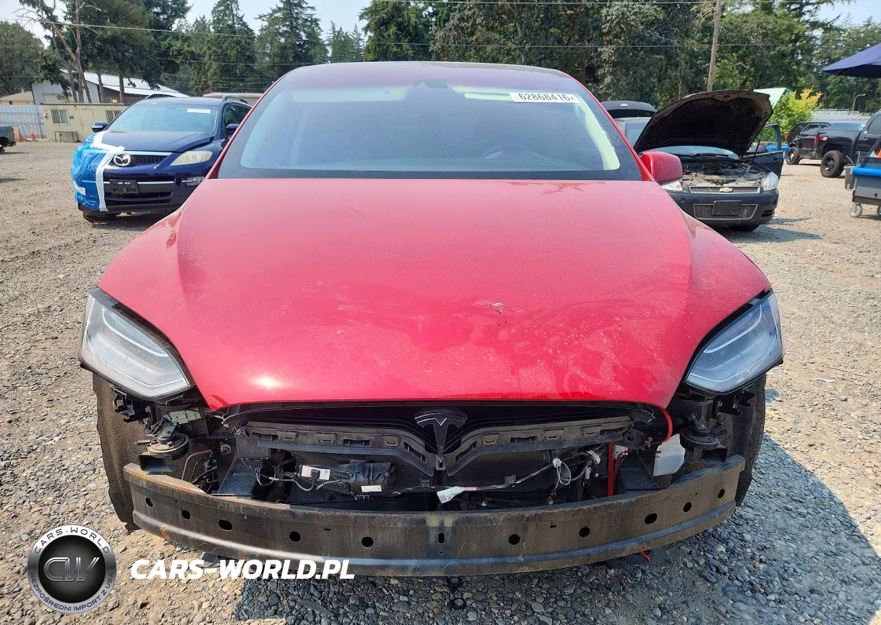 2016 Tesla Model X VIN:5YJXCAE41GF010782 - 5