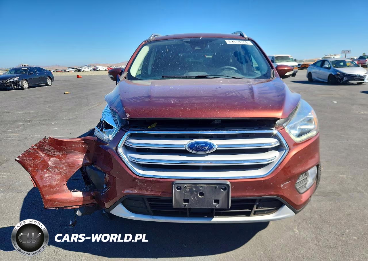 2018 Ford Escape Titanium VIN:1FMCU9J97JUA56994 - 5