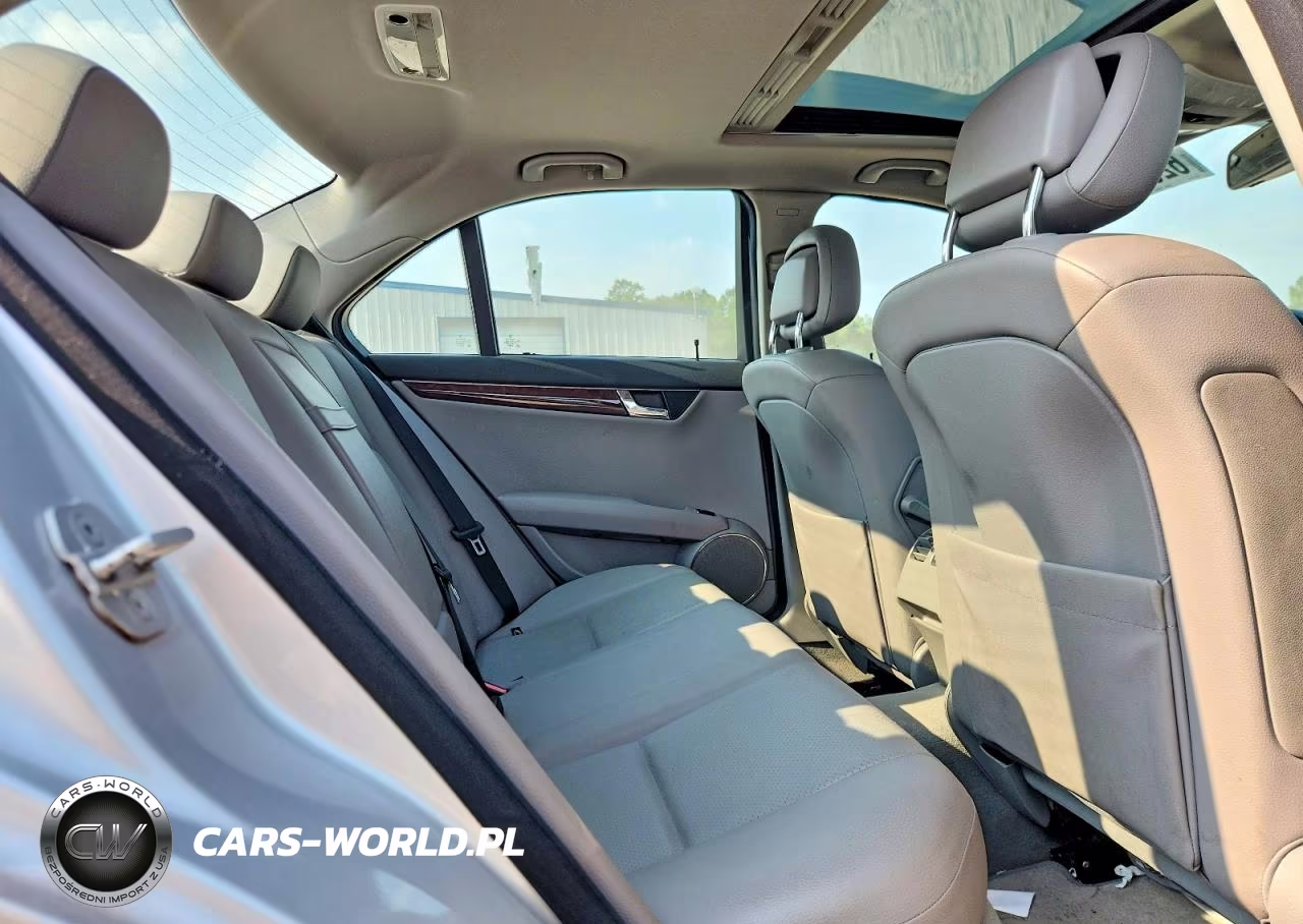2008 Mercedes-Benz C 300 4Matic VIN:WDDGF81X18F060357 - 10