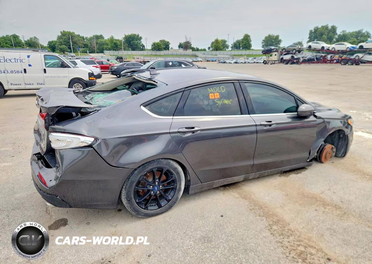 2020 Ford Fusion Se VIN:3FA6P0HD9LR187570 - 3