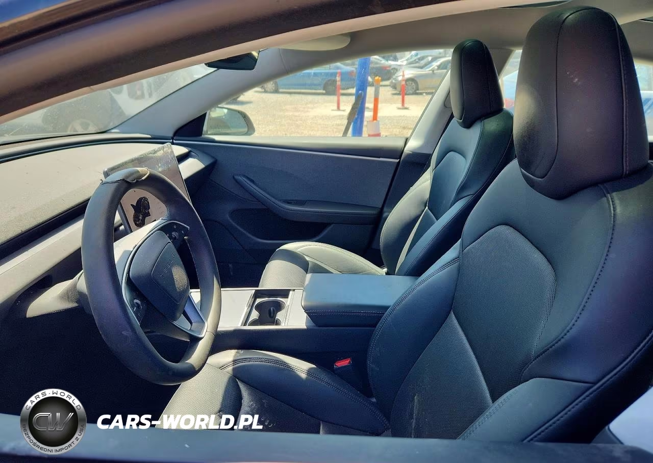 2025 Tesla Model 3 VIN:5YJ3E1EA6SF900945 - 7