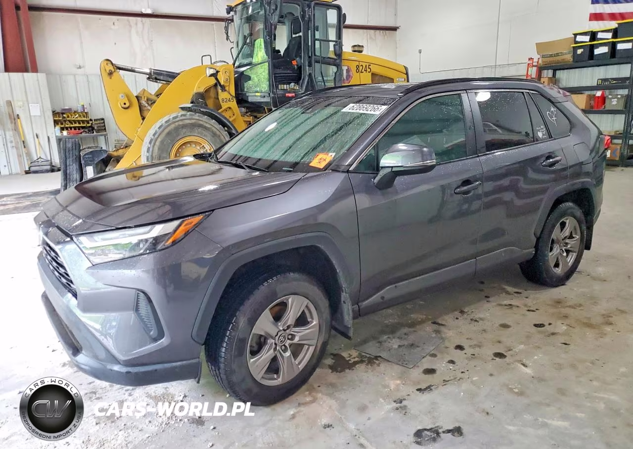 2022 Toyota Rav4 Xle – zdjęcie 1 z 13