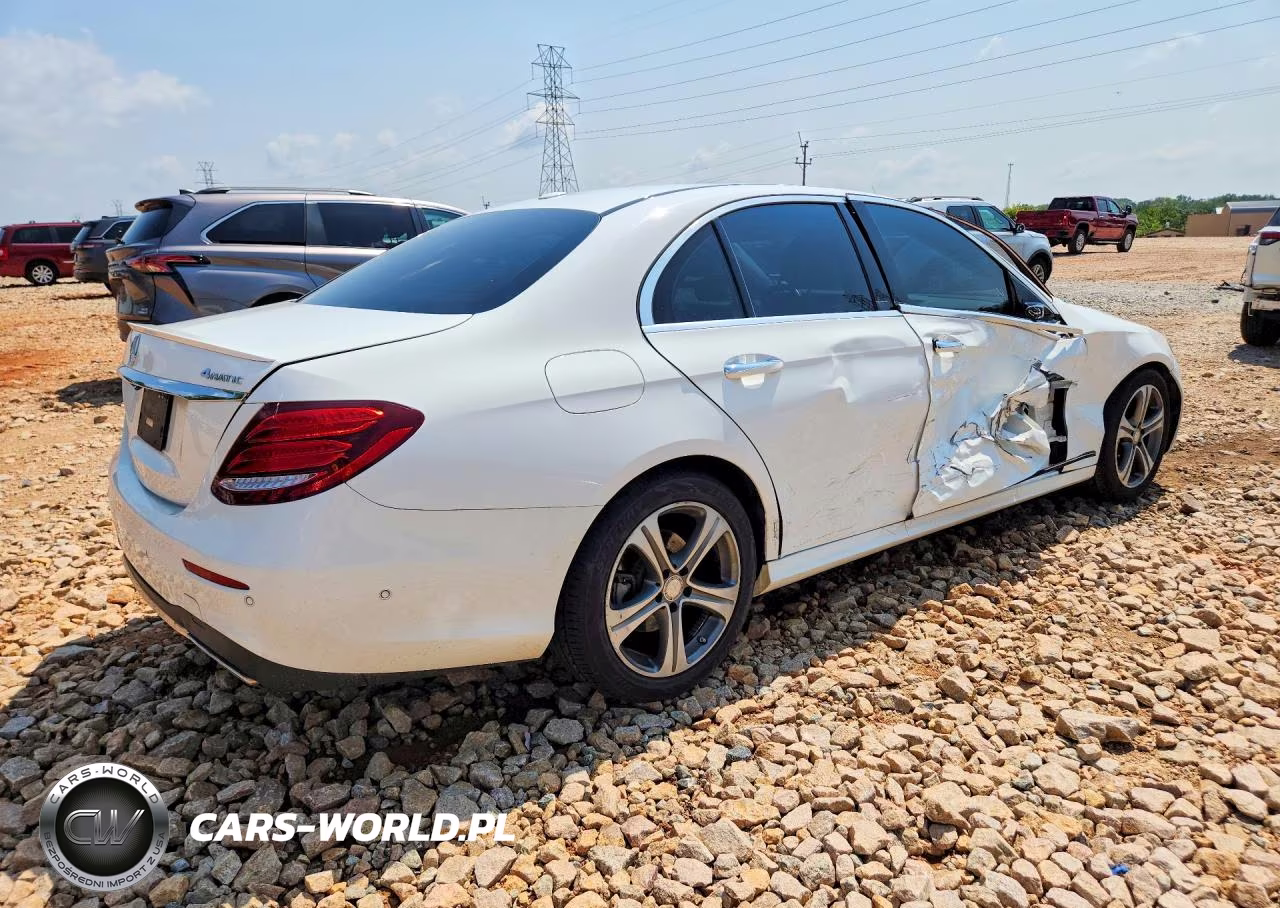 2017 Mercedes-Benz E 300 4Matic VIN:WDDZF4KB4HA065702 - 3